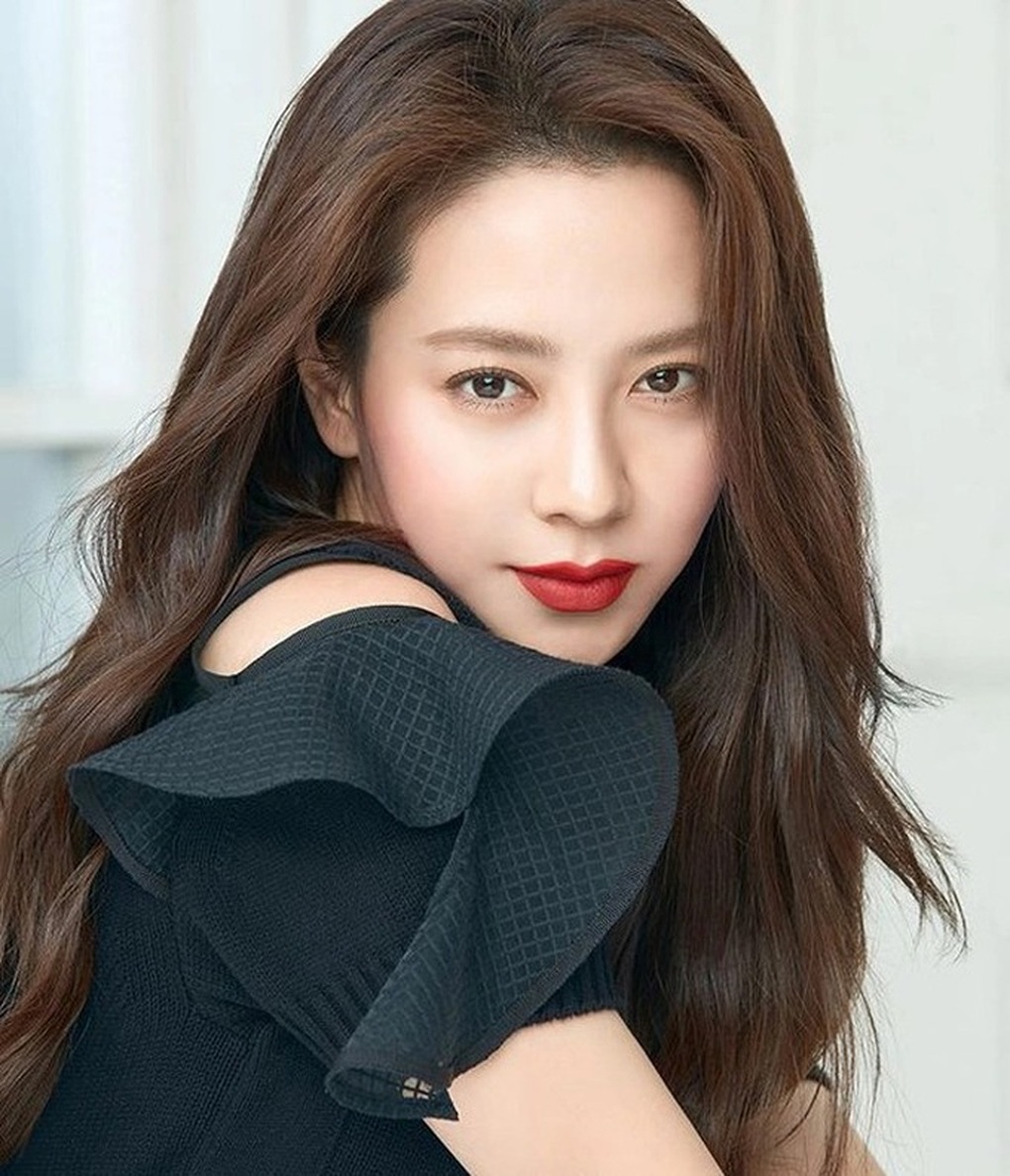 Mỹ nhân Running Man Song Ji Hyo bị nợ lương hơn nửa triệu USD - 1 Mỹ nhân Running Man Song Ji Hyo bị nợ lương hơn nửa triệu USD - 1