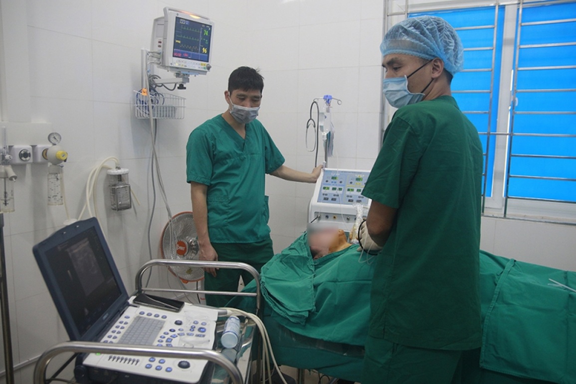 U tuyến giáp lành tính có phải mổ hay không? - 1 U tuyến giáp lành tính có phải mổ hay không? - 1