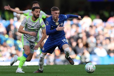 Siêu máy tính dự đoán cơ hội vô địch FA Cup của Man City và Chelsea