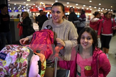 Qatar: Giảm tiền lương của lao động nước ngoài do khó khăn kinh tế