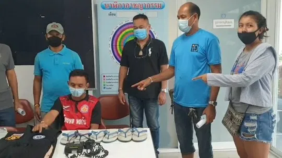 Ăn cắp hơn 100 đôi dép để “yêu” - 3 Ăn cắp hơn 100 đôi dép để “yêu” - 3