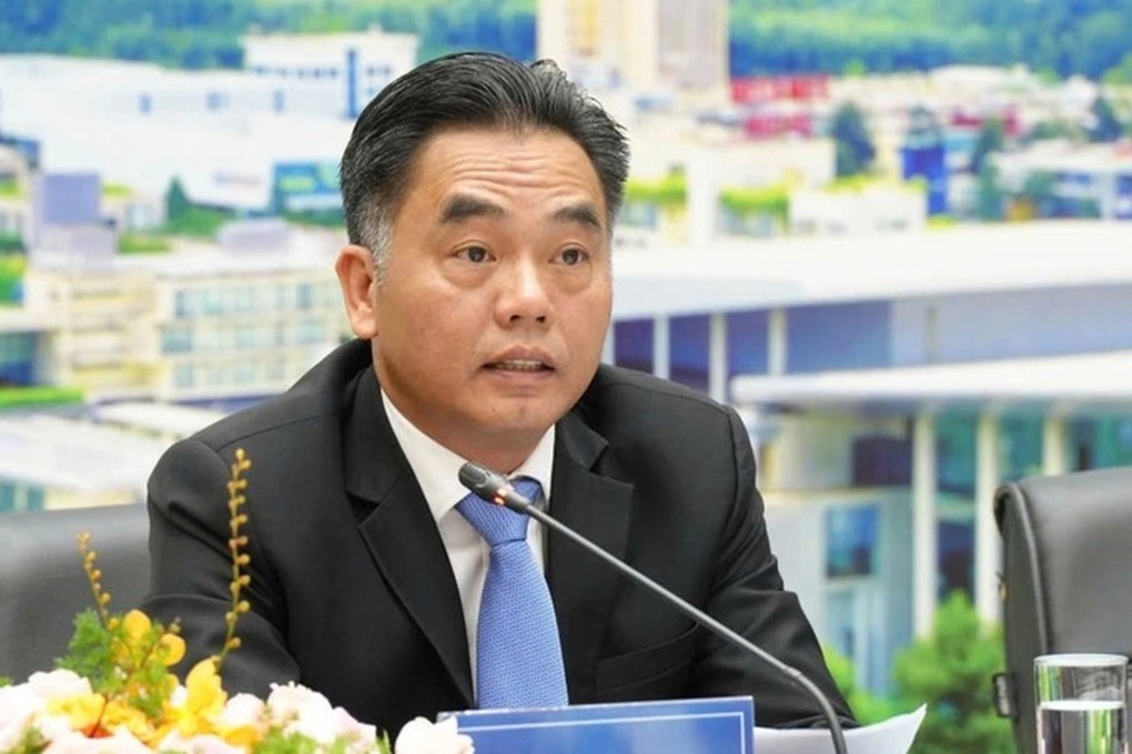 Điều chỉnh công tác 2 Phó Chủ tịch TPHCM - 1