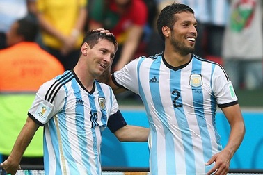 Đồng đội của Messi trở thành cầu thủ đầu tiên ở La Liga nhiễm Covid-19