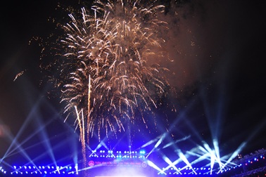 Mãn nhãn màn pháo hoa khai mạc tuần lễ VHDL Vĩnh Phúc