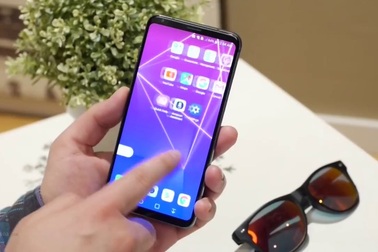 Thực tế V30S ThinQ - Chiếc smartphone tích hợp trí tuệ nhân tạo đầu tiên của LG