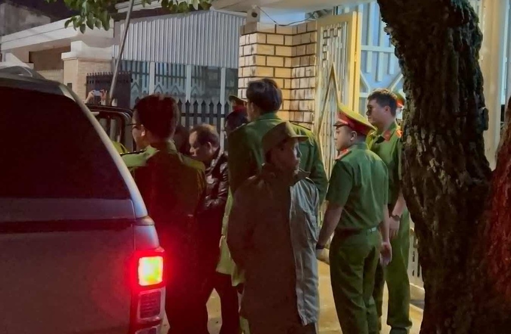 Bắt giam, khám nhà Chánh văn phòng Sở TNMT Lâm Đồng - 2 Bắt giam, khám nhà Chánh văn phòng Sở TNMT Lâm Đồng - 2