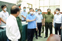 Bí thư Hà Nội: Mua sắm vật tư y tế là cấp bách nhưng phải đúng, cấm tư lợi!