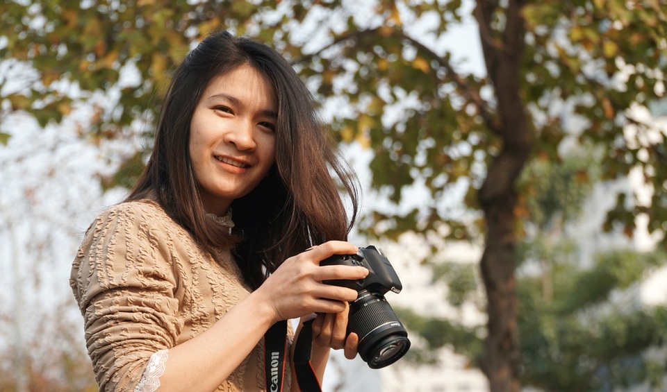 Con đường phong lá đỏ tuyệt đẹp lãng mạn như trời Âu ở Hà Nội - 10 Con đường phong lá đỏ tuyệt đẹp lãng mạn như trời Âu ở Hà Nội - 10