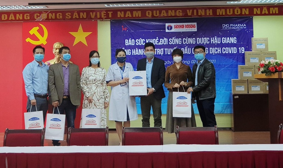 50.000 chai gel rửa tay kháng khuẩn Bioskin hỗ trợ tuyến đầu chống dịch - 1 50.000 chai gel rửa tay kháng khuẩn Bioskin hỗ trợ tuyến đầu chống dịch - 1