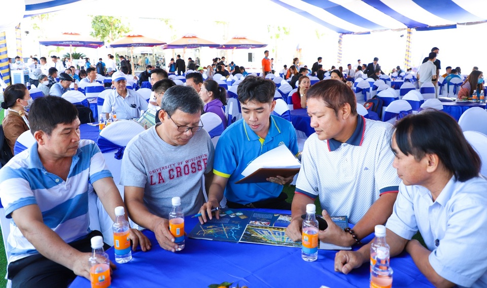 Bất động sản Long Thành: Hạ tầng hoàn chỉnh là chìa khóa hút khách - 2 Bất động sản Long Thành: Hạ tầng hoàn chỉnh là chìa khóa hút khách - 2