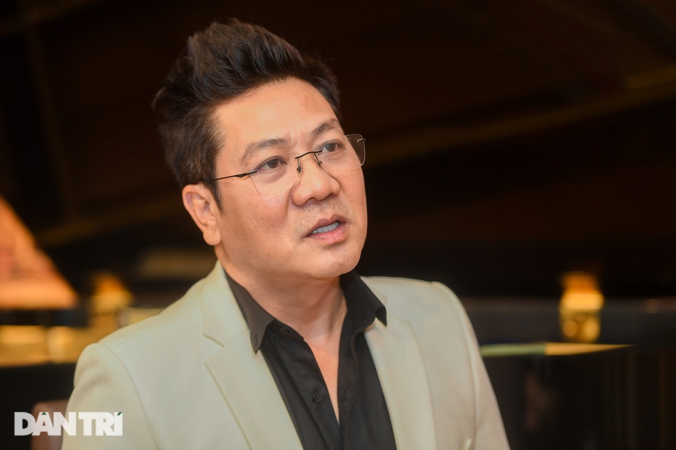 NSND Quốc Hưng: Tôi giàu bạn và học trò, Tết chỉ muốn về với mẹ - 8 NSND Quốc Hưng: Tôi giàu bạn và học trò, Tết chỉ muốn về với mẹ - 8