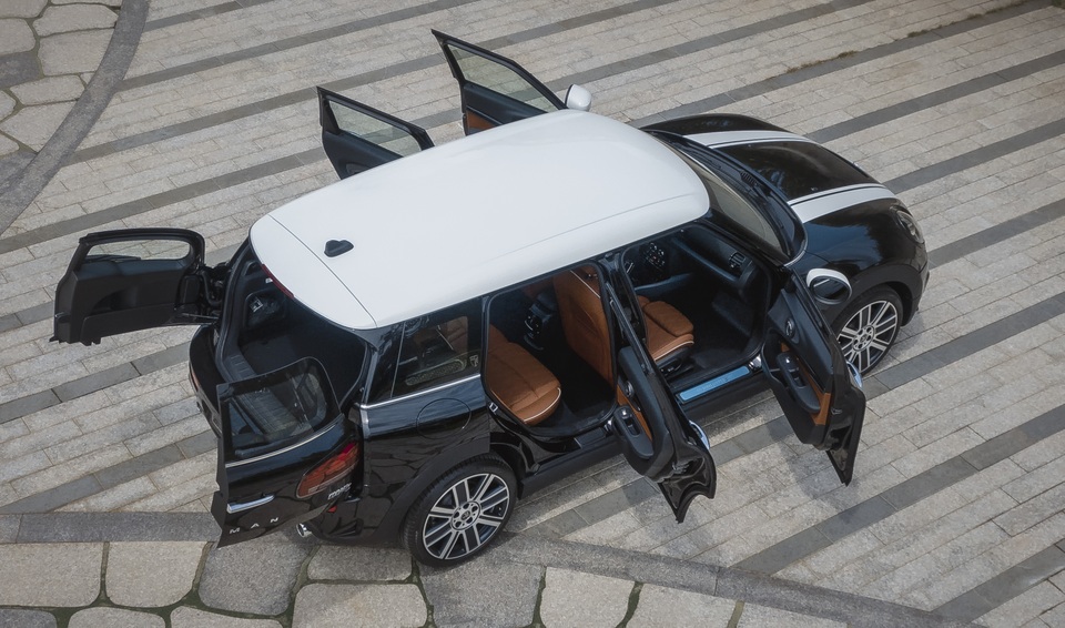 Mini Clubman 2020 sắp về Việt Nam, cạnh tranh Mercedes-Benz GLA - 2 Mini Clubman 2020 sắp về Việt Nam, cạnh tranh Mercedes-Benz GLA - 2