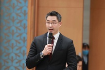 Nguyên Phó Thủ tướng Đức gốc Việt nói về chuyến hồi hương Tết đặc biệt