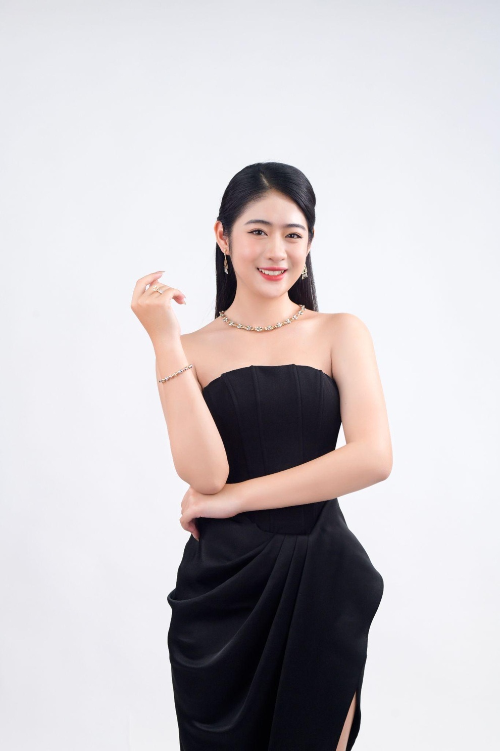 Bảo Tín Minh Châu tung chương trình khuyến mại nhân dịp 36 năm thành lập - 3 Bảo Tín Minh Châu tung chương trình khuyến mại nhân dịp 36 năm thành lập - 3