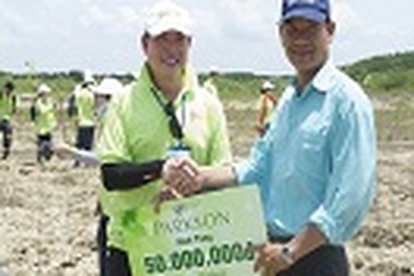 Sôi nổi ngày hội trồng cây của Parkson Việt Nam