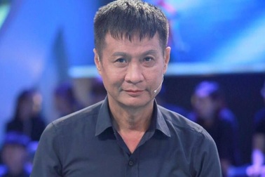 Lê Hoàng phản đối bố mẹ “nghiện” khoe ảnh cởi truồng của con trên mạng