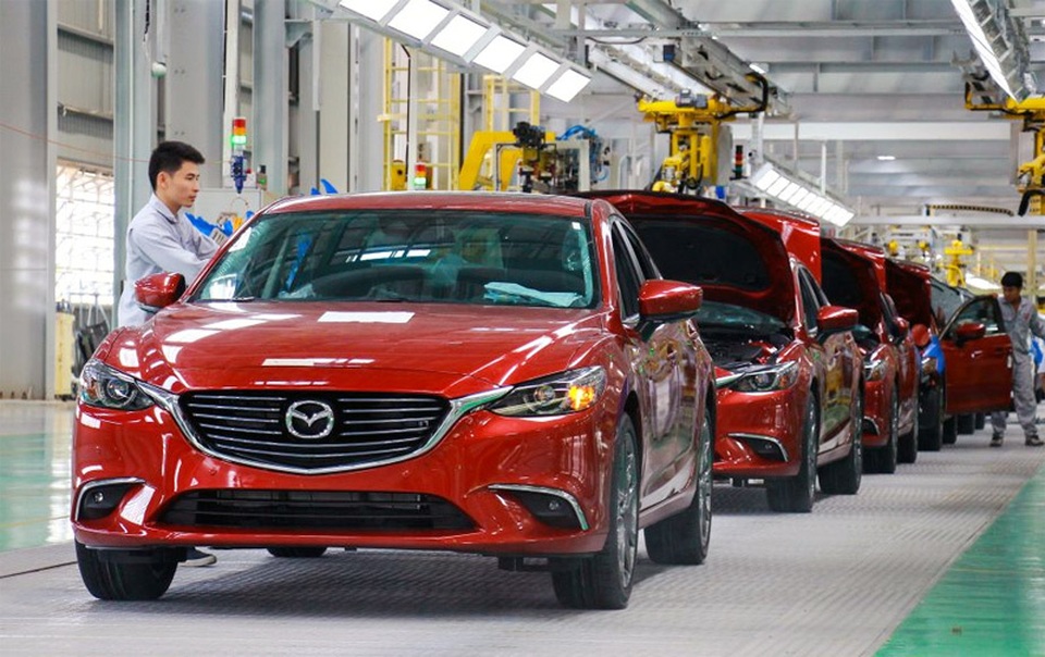 Nặng thuế phí ôtô tăng giá gấp đôi, giấc mơ xế hộp xa tầm với - 2 Nặng thuế phí ôtô tăng giá gấp đôi, giấc mơ xế hộp xa tầm với - 2