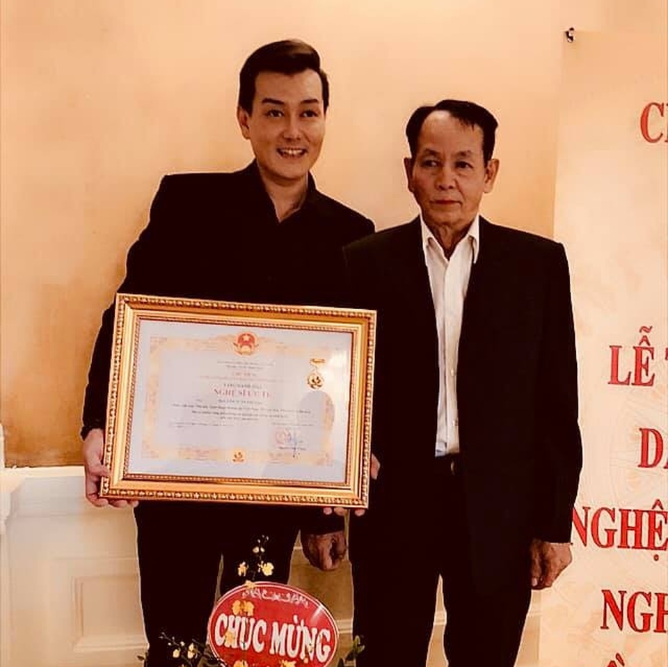 NSƯT Tuấn Phương tiên lượng xấu, khó lòng qua khỏi - 2 NSƯT Tuấn Phương tiên lượng xấu, khó lòng qua khỏi - 2