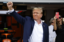 Ông Trump dẫn trước ông Biden ở 5 bang chiến địa