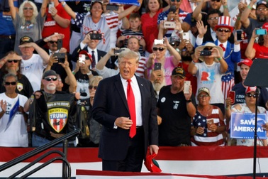 Cựu Tổng thống Trump chuẩn bị đưa ra "thông báo rất quan trọng"