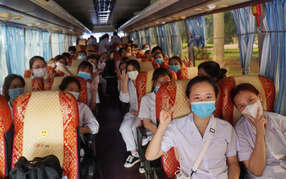 Hải Dương chi viện hơn 260 sinh viên giúp Bắc Giang, Bắc Ninh dập dịch - 8 Hải Dương chi viện hơn 260 sinh viên giúp Bắc Giang, Bắc Ninh dập dịch - 8