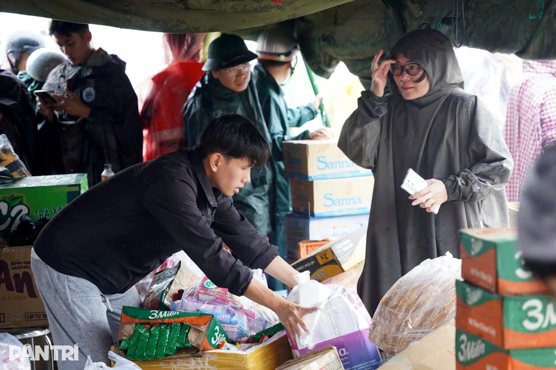 Nút giao nghìn tỷ thành điểm tránh trú an toàn trong tâm lũ Nha Trang - 6