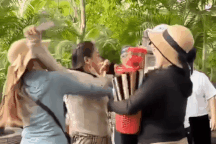 Khánh Hòa chỉ đạo xử lý vụ người bán nhang xô xát với khách Trung Quốc