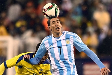 Argentina 2-1 Ecuador: Không Messi đã có Aguero và Pastore