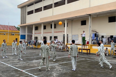 32 phạm nhân được giảm án phạt tù trước Tết