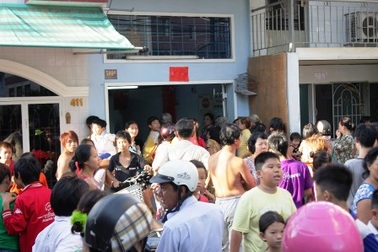 Bé trai 7 tuổi bị chém chết tại nhà bạn học