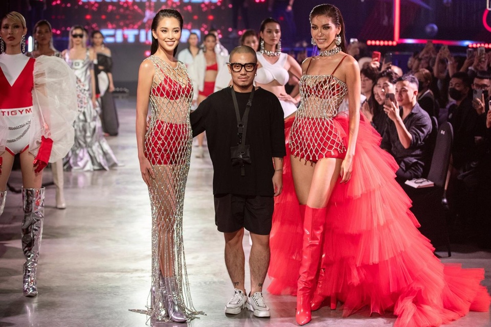 Tiểu Vy, Minh Tú mặc váy xuyên thấu, khoe hình thể trong BST Miss Fitness - 3 Tiểu Vy, Minh Tú mặc váy xuyên thấu, khoe hình thể trong BST Miss Fitness - 3