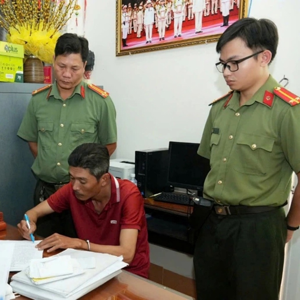 Bắt siêu lừa đảo chiếm đoạt gần 10 tỷ đồng bằng hình thức vay đáo hạn - 1