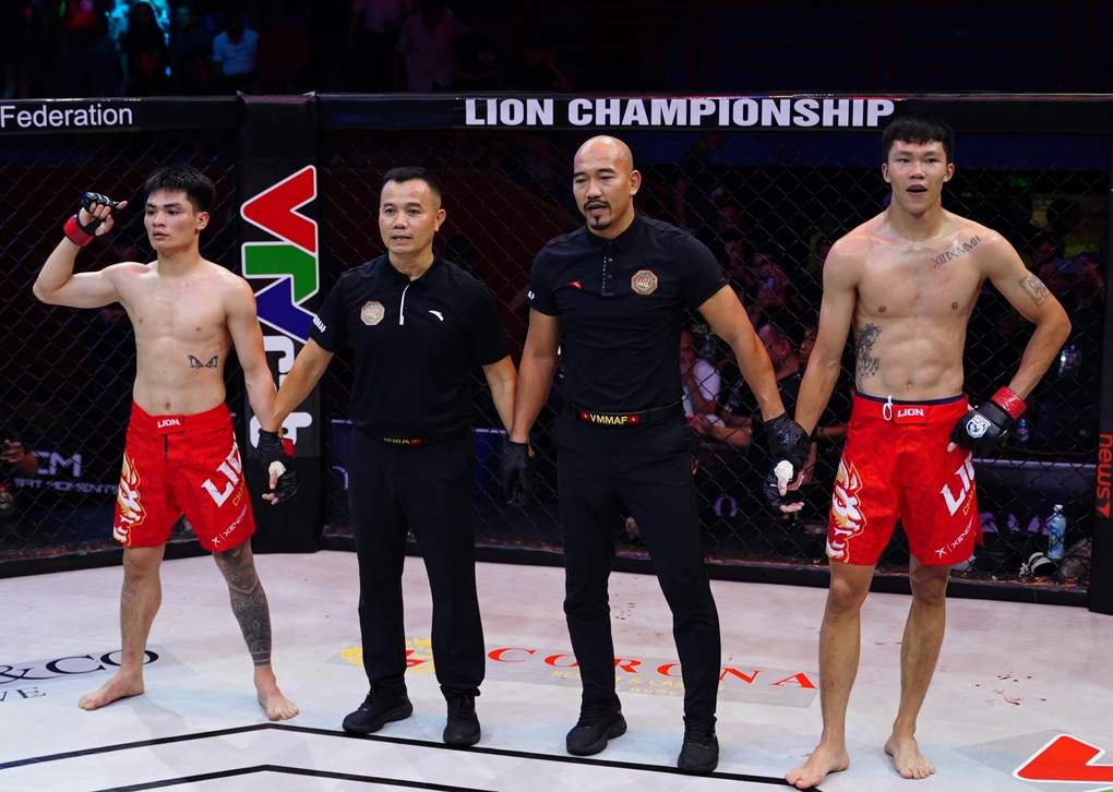Võ sĩ Việt Nam đánh bại đối thủ Trung Quốc ở MMA Championship 24 - 3 Võ sĩ Việt Nam đánh bại đối thủ Trung Quốc ở MMA Championship 24 - 3