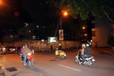 Công an vào cuộc vụ cán bộ Sở Ngoại vụ HN đánh cụ ông