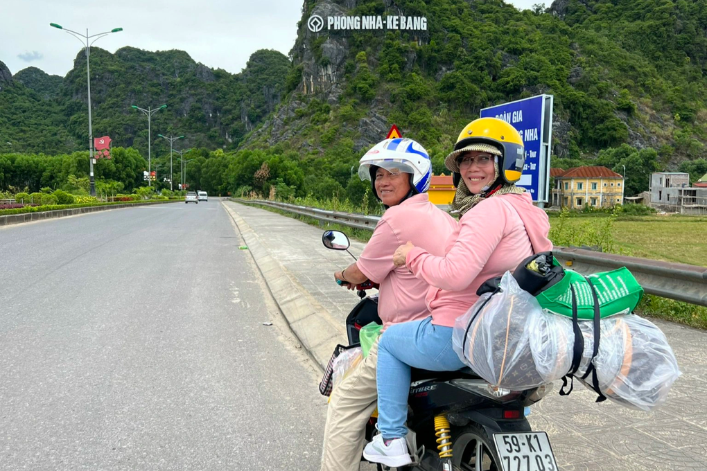 Vợ chồng bán cơm tấm Sài Gòn chi 100 triệu đồng xuyên Việt cùng con cháu - 1 Vợ chồng bán cơm tấm Sài Gòn chi 100 triệu đồng xuyên Việt cùng con cháu - 1