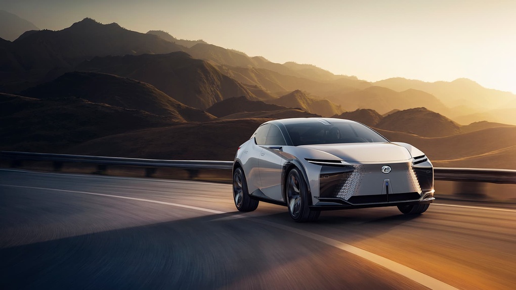 Lexus LF-Z Electrified - mẫu xe mang cảm hứng tương lai - 1 Lexus LF-Z Electrified - mẫu xe mang cảm hứng tương lai - 1