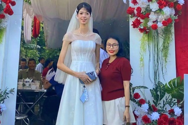 Chuyện tình của cô dâu cao 1,85m ở Tuyên Quang