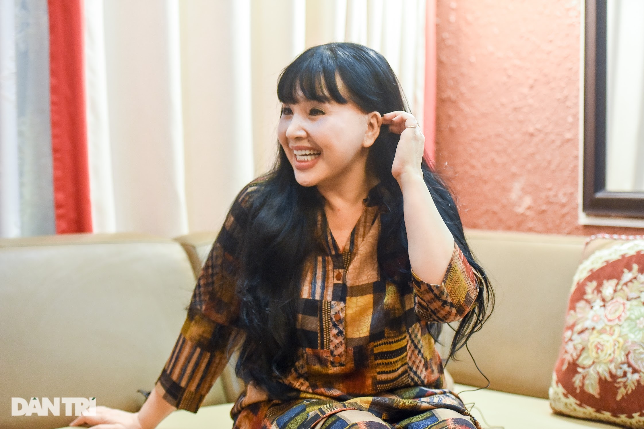 Tiết lộ không ngờ về cuộc hôn nhân lệch tuổi của Em bé Hà Nội Lan Hương - 14 Tiết lộ không ngờ về cuộc hôn nhân lệch tuổi của Em bé Hà Nội Lan Hương - 14