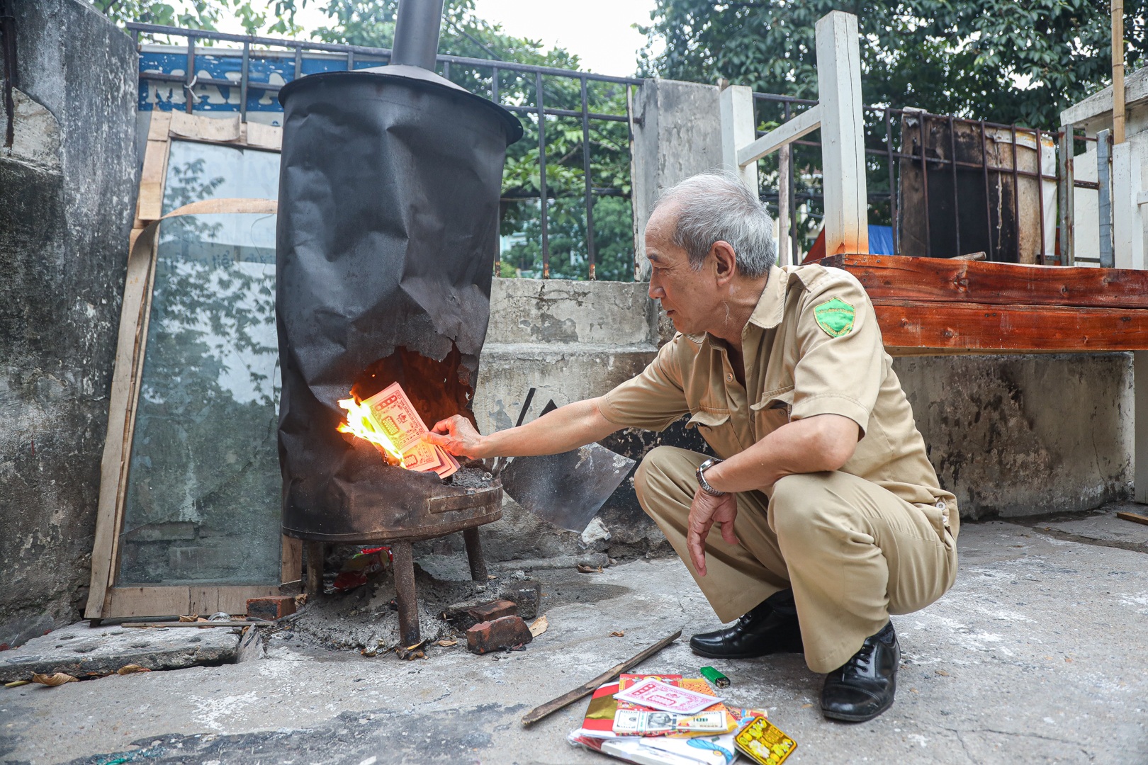 Lăng mộ đá cổ 100 tuổi giữa lòng Hà Nội - 8