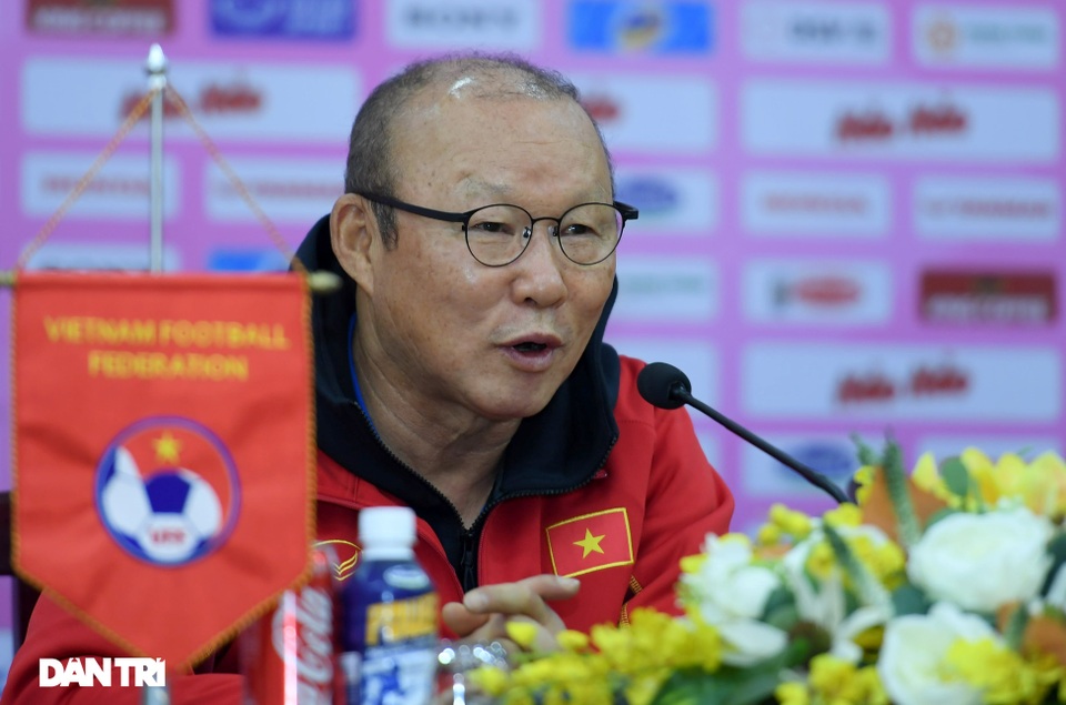 HLV Park Hang Seo: Đội tuyển Việt Nam có thể thua đội U22 - 1 HLV Park Hang Seo: Đội tuyển Việt Nam có thể thua đội U22 - 1