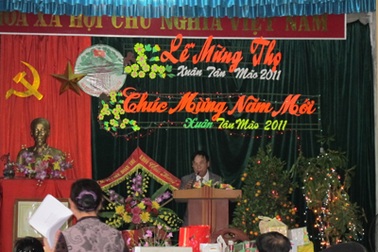 Tranh mừng thọ “lên ngôi”