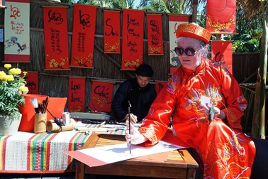 Vì sao mức chi tiêu không tương xứng với sự tăng trưởng lượt khách?