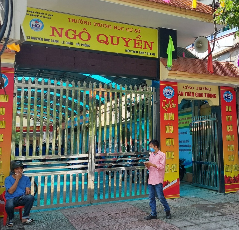 Khởi tố vụ án liên quan đến việc thu, chi sai tiền quỹ ở trường học - 1 Khởi tố vụ án liên quan đến việc thu, chi sai tiền quỹ ở trường học - 1