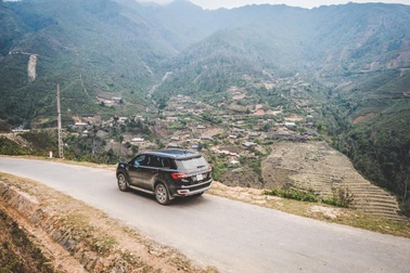 Điều chỉnh giá, Ford Everest 2017 quyết làm nên chuyện