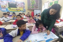 Sách giáo khoa lớp 1: Nặng hơn chương trình cũ nhưng nội dung đảm bảo