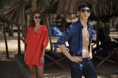 Minh Tú và Hồ Vĩnh Khoa cá tính với sắc màu đại dương