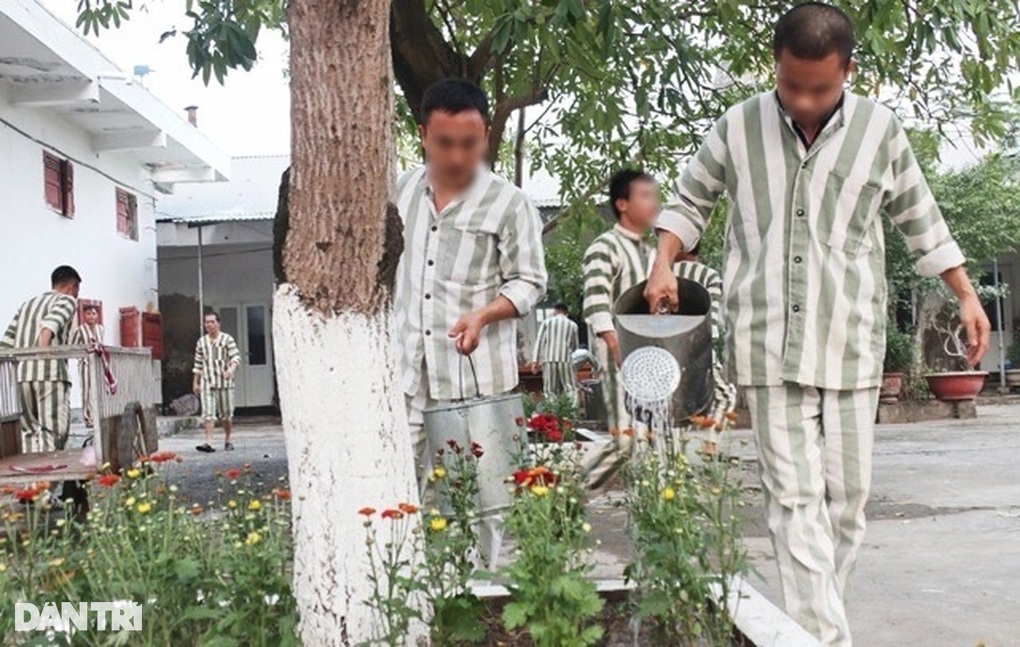 Bộ Công an nói về việc phân loại phạm nhân trong trại giam - 1 Bộ Công an nói về việc phân loại phạm nhân trong trại giam - 1