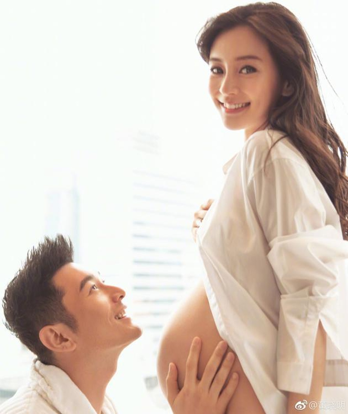 Huỳnh Hiểu Minh và Angelababy ly hôn: Khi ngôn tình chỉ có trên màn ảnh - 8 Huỳnh Hiểu Minh và Angelababy ly hôn: Khi ngôn tình chỉ có trên màn ảnh - 8