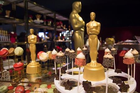 “Sao” ăn gì tại tiệc Oscar?