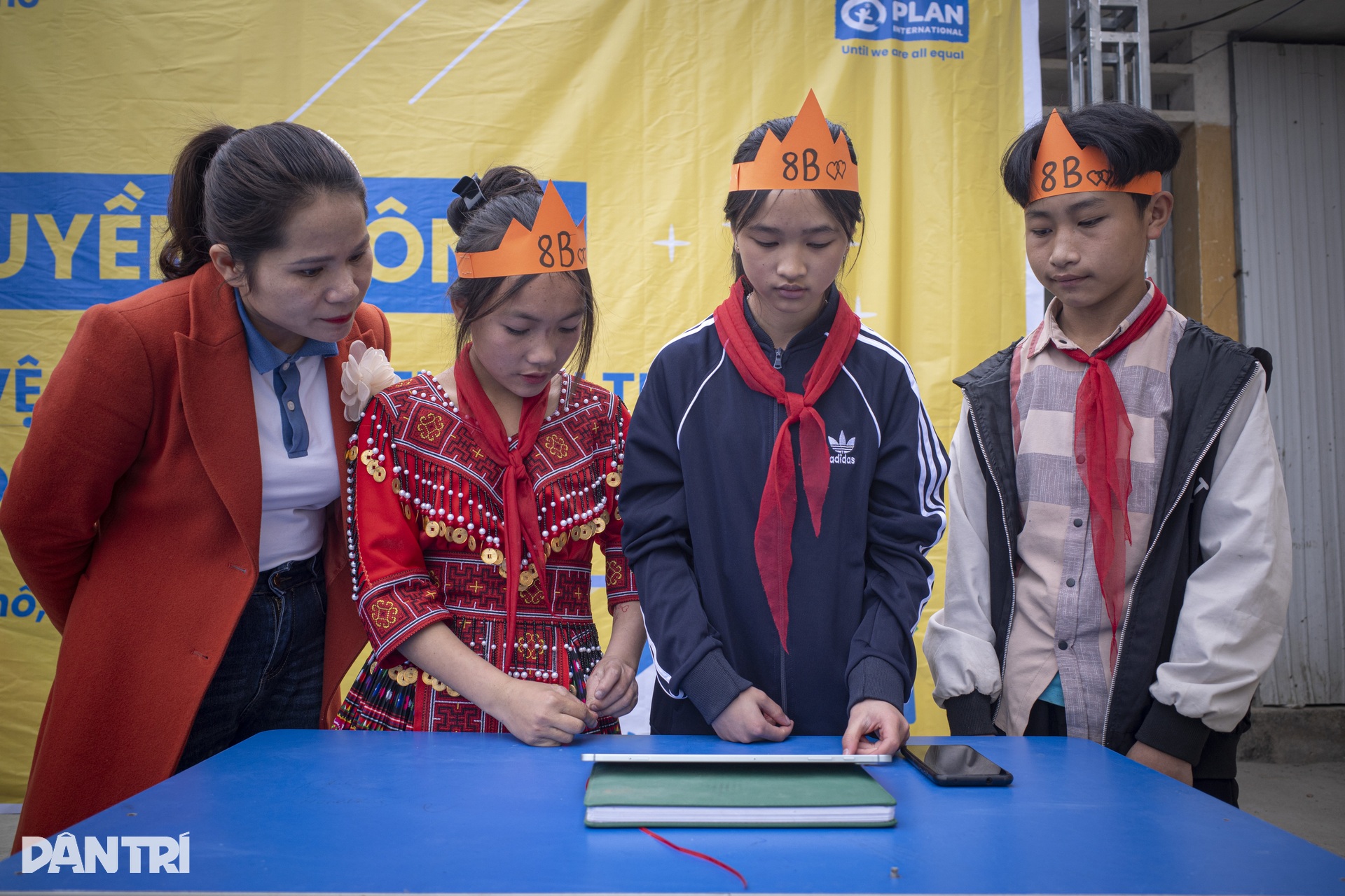 Những ngôi trường nằm cheo leo trên sườn núi tại vùng biên giới Hà Giang - 6